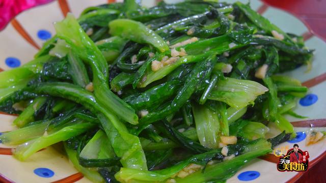 蒜蓉油麦菜的做法蒜蓉炒油麦菜